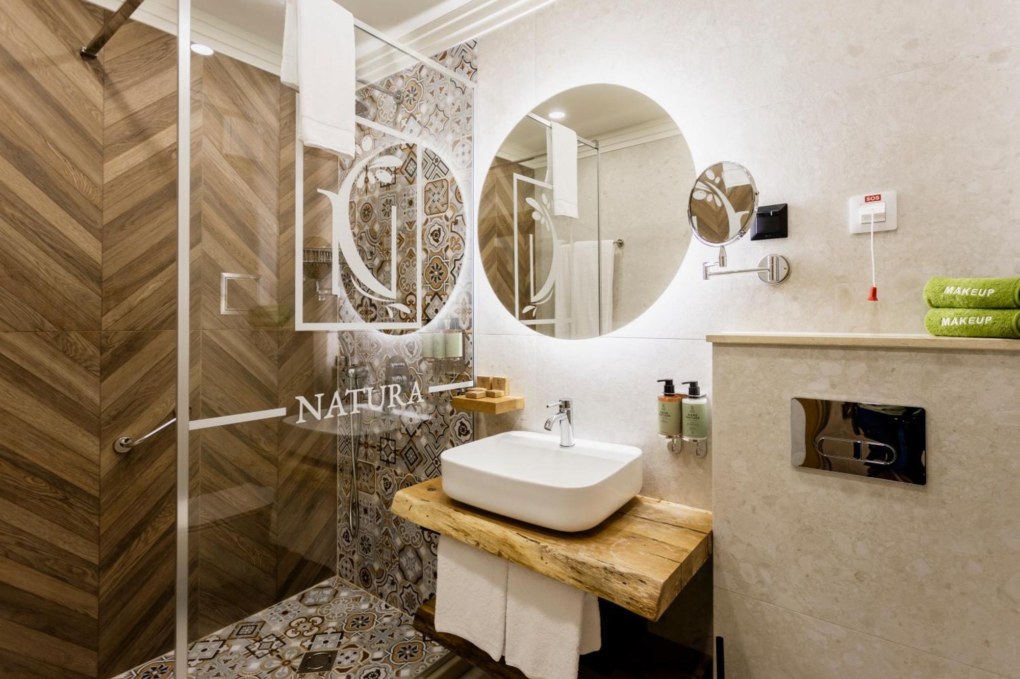 Natura All Seasons Boutique Hotel Burgas City Eksteriør billede