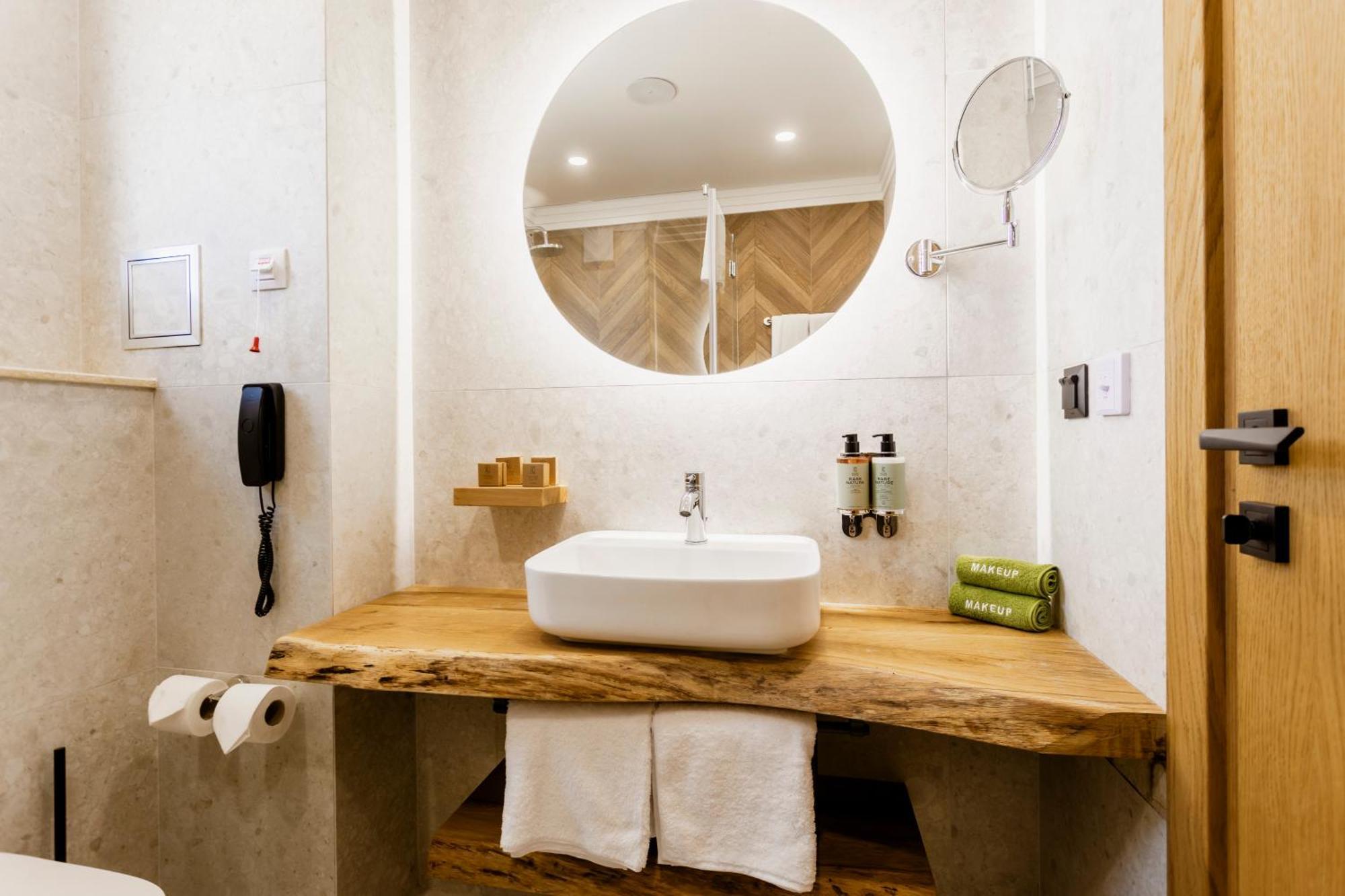 Natura All Seasons Boutique Hotel Burgas City Eksteriør billede