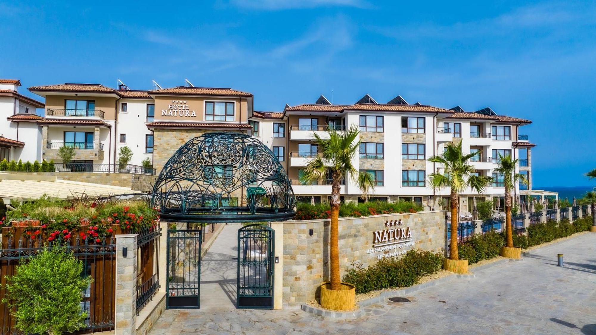 Natura All Seasons Boutique Hotel Burgas City Eksteriør billede