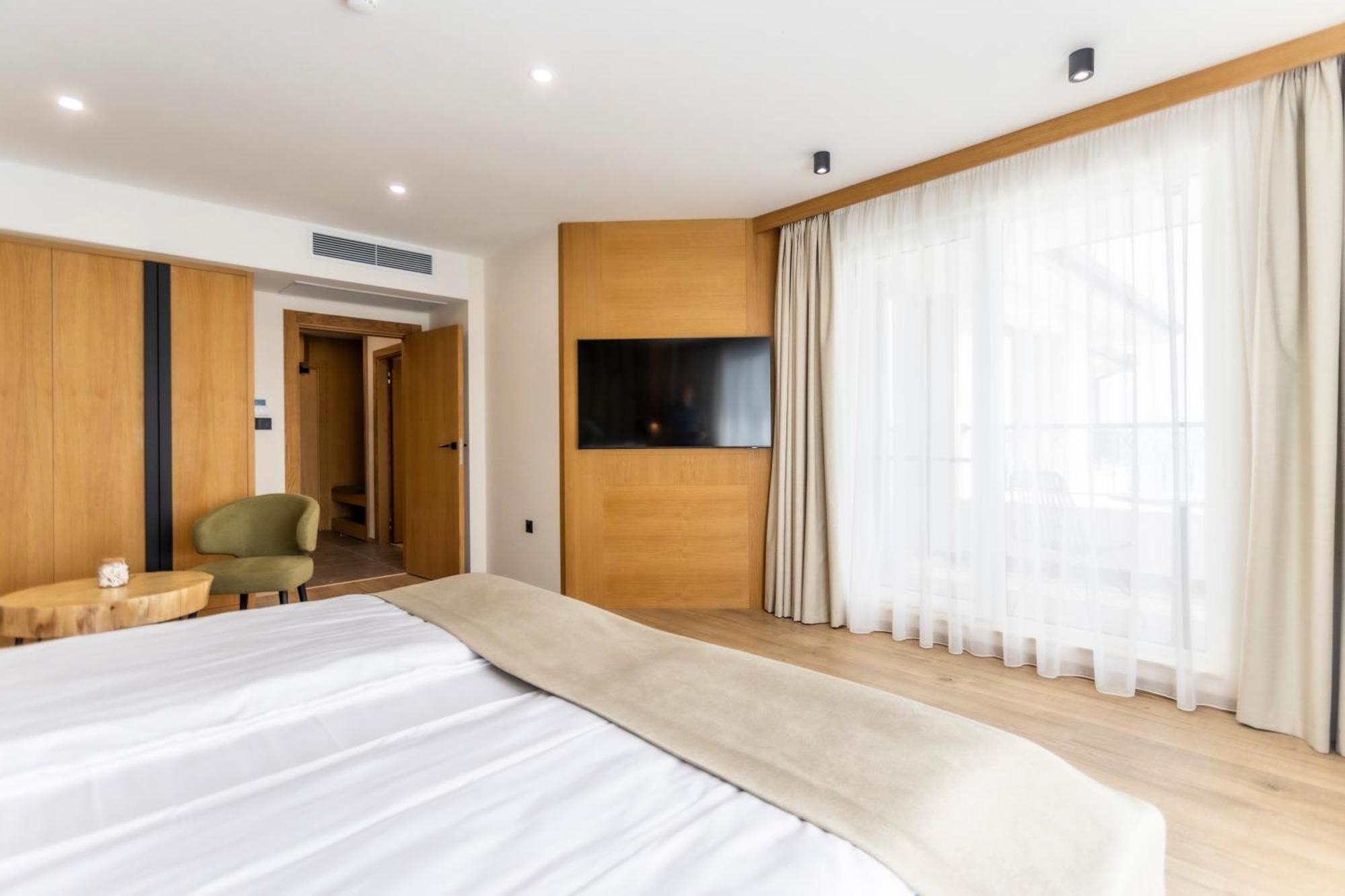 Natura All Seasons Boutique Hotel Burgas City Eksteriør billede